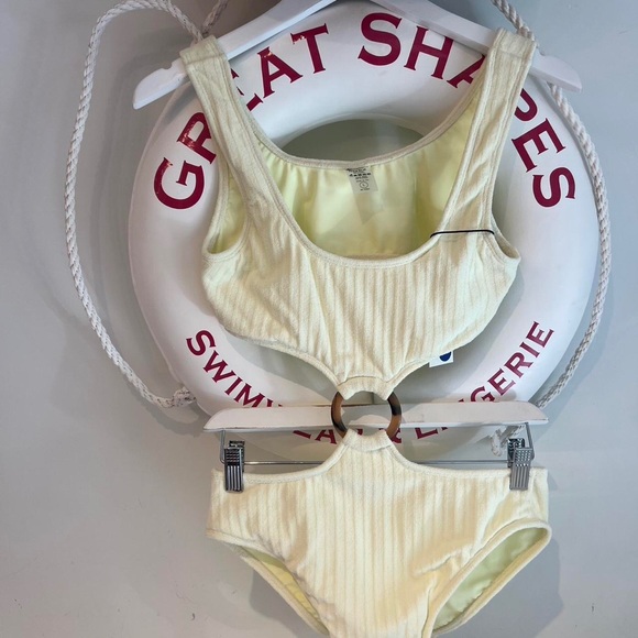 NWT Montce Ky One Piece Swimsuit in Buttercream yellow - Picture 4 of 6